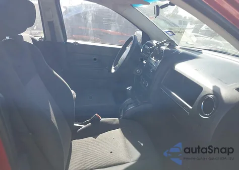 2010 Jeep Compass Sport from USA, damaged, VIN 1J4NT4FA5AD502933